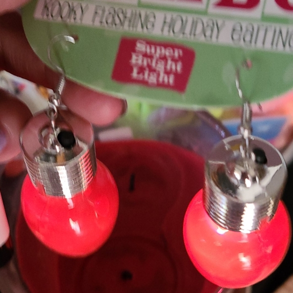 🥂🌟Christmas light earrings light up - Picture 2 of 2